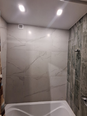 Продам однокомнатную (1-комн.) квартиру, Лучезарная ул, 1б, Волгодонск г