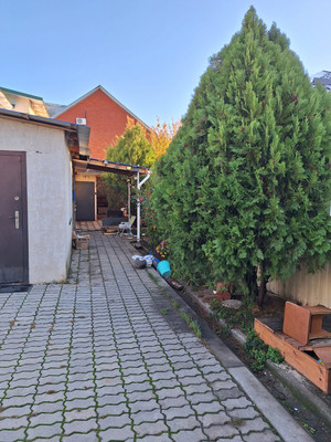 Продам однокомнатную (1-комн.) квартиру, Лучезарная ул, 1б, Волгодонск г