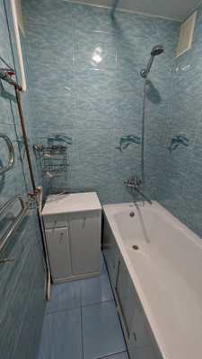 Продам однокомнатную (1-комн.) квартиру, Ржанова ул, 1, Иркутск г