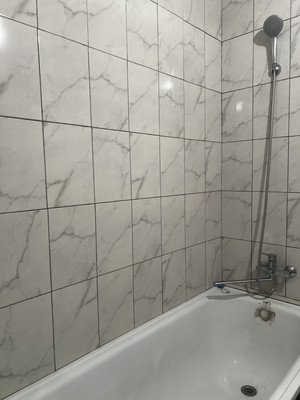 Продам трехкомнатную (3-комн.) квартиру, Текстильщиков ул, 3к2, Троицк г