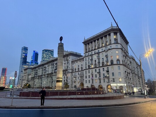 Продам однокомнатную (1-комн.) квартиру, Кутузовский пр-кт, 30, Москва г