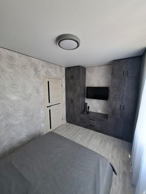 Продам двухкомнатную (2-комн.) квартиру, Еременко ул, 110/2, Ростов-на-Дону г