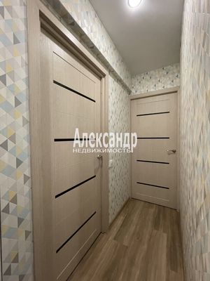 Продам однокомнатную (1-комн.) квартиру, Воскова ул, 3, Сестрорецк г