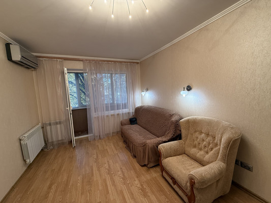 Продам однокомнатную (1-комн.) квартиру, Бела Куна ул, 15, Симферополь г