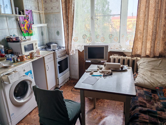 Продам двухкомнатную (2-комн.) квартиру, Южная ул, 42, Торфяное п