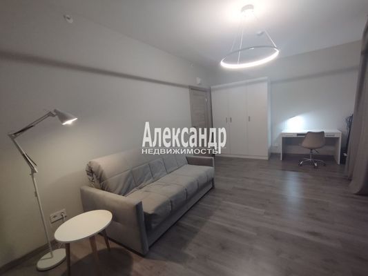 Продам двухкомнатную (2-комн.) квартиру, 5-й Предпортовый проезд, 12к1, Санкт-Петербург г