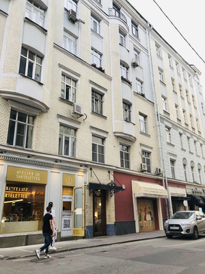 Продам многокомнатную квартиру, Спиридоньевский пер, 10а, Москва г