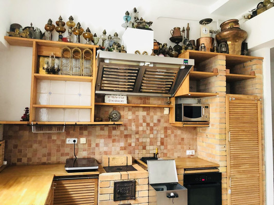 Продам многокомнатную квартиру, Спиридоньевский пер, 10а, Москва г