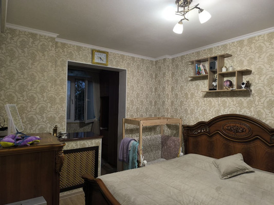 Продам трехкомнатную (3-комн.) квартиру, Балаклавская ул, 55, Симферополь г