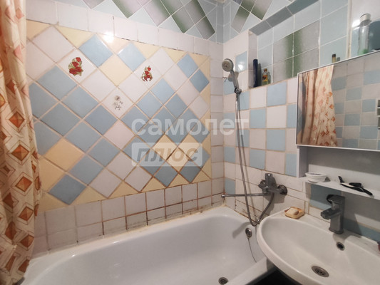 Продам двухкомнатную (2-комн.) квартиру, Щорса ул, 299, Славянск-на-Кубани г