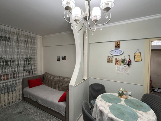 Продам двухкомнатную (2-комн.) квартиру, Кастанаевская ул, 8, Москва г