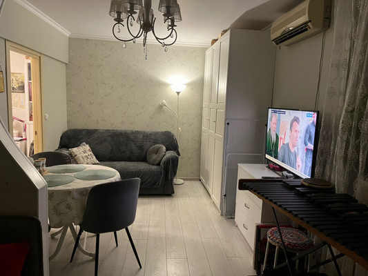 Продам двухкомнатную (2-комн.) квартиру, Кастанаевская ул, 8, Москва г