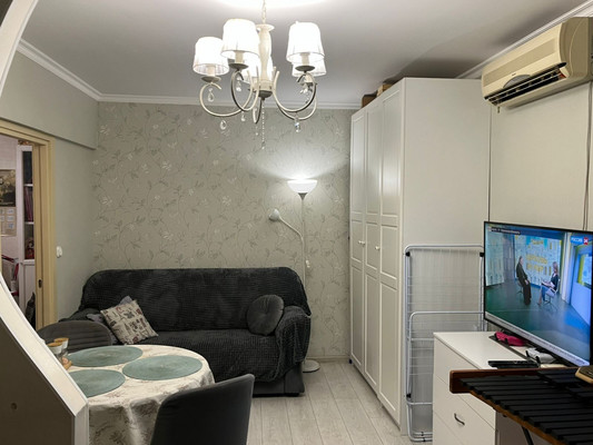 Продам двухкомнатную (2-комн.) квартиру, Кастанаевская ул, 8, Москва г