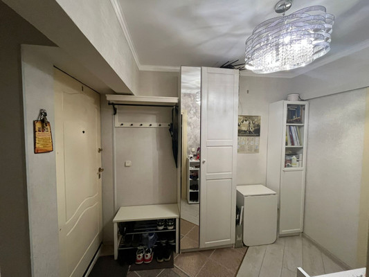 Продам двухкомнатную (2-комн.) квартиру, Кастанаевская ул, 8, Москва г