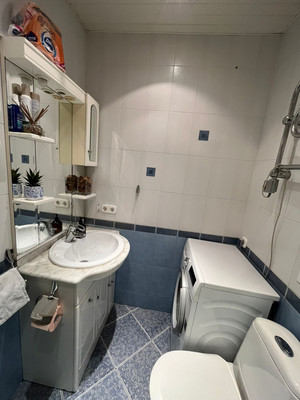 Продам двухкомнатную (2-комн.) квартиру, Кастанаевская ул, 8, Москва г