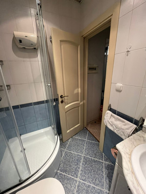 Продам двухкомнатную (2-комн.) квартиру, Кастанаевская ул, 8, Москва г