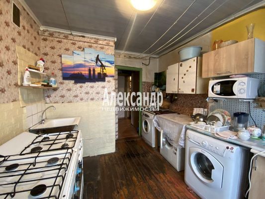 Продам комнату в 5-комн. квартире, Матроса Железняка ул, 3, Санкт-Петербург г