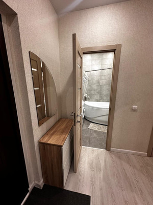 Продам однокомнатную (1-комн.) квартиру, Малиновского ул, 12/2, Всеволожск г