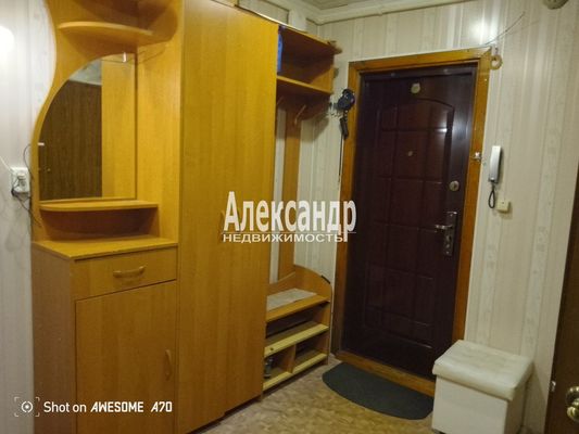 Продам трехкомнатную (3-комн.) квартиру, Петрозаводская ул, 31, Сясьстрой г