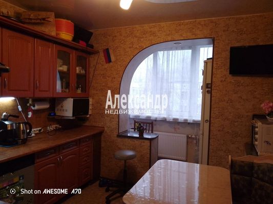 Продам трехкомнатную (3-комн.) квартиру, Петрозаводская ул, 31, Сясьстрой г