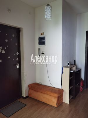 Продам двухкомнатную (2-комн.) квартиру, Петровский б-р, 11к1, Мурино п