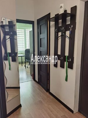 Продам двухкомнатную (2-комн.) квартиру, Петровский б-р, 11к1, Мурино п