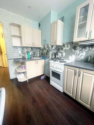 Продам двухкомнатную (2-комн.) квартиру, Старостина ул, 30, Мурманск г