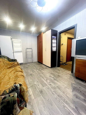 Продам двухкомнатную (2-комн.) квартиру, Старостина ул, 30, Мурманск г