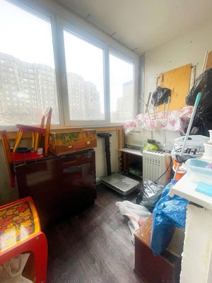 Продам двухкомнатную (2-комн.) квартиру, Старостина ул, 30, Мурманск г