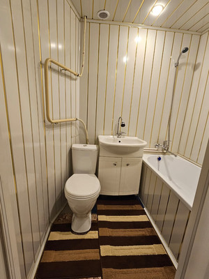 Продам однокомнатную (1-комн.) квартиру, Александровская ул, 45, Старая Русса г