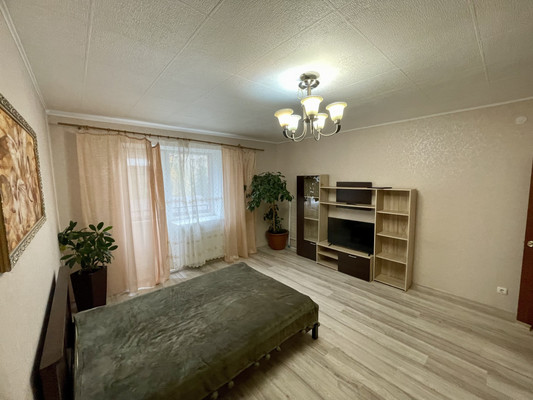 Продам однокомнатную (1-комн.) квартиру, Майский пер, 3, Калининград г