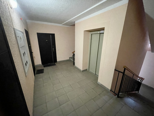 Продам однокомнатную (1-комн.) квартиру, Майский пер, 3, Калининград г