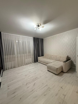 Продам однокомнатную (1-комн.) квартиру, Березовая ул, 12, Видное г