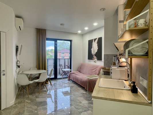 Продам двухкомнатную (2-комн.) квартиру, Санаторная (Лицейский снт) ул, 63/1, Сочи г