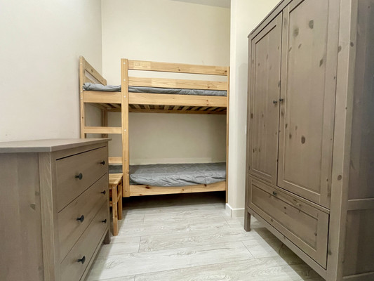 Продам двухкомнатную (2-комн.) квартиру, Санаторная (Лицейский снт) ул, 63/1, Сочи г