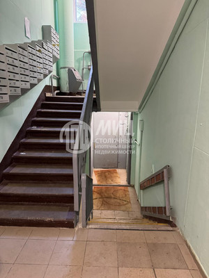 Продам однокомнатную (1-комн.) квартиру, Кронштадтский б-р, 13/2к2, Москва г