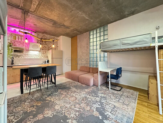 Продам двухкомнатную (2-комн.) квартиру, Пулковская ул, 2, Москва г