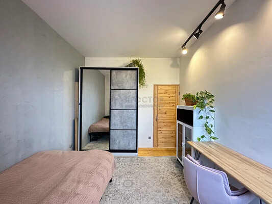 Продам двухкомнатную (2-комн.) квартиру, Пулковская ул, 2, Москва г