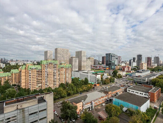 Продам двухкомнатную (2-комн.) квартиру, Пулковская ул, 2, Москва г