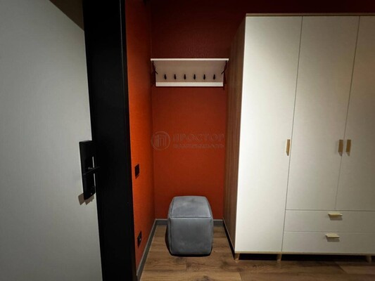 Продам однокомнатную (1-комн.) квартиру, Окружной проезд, 10Б, Москва г