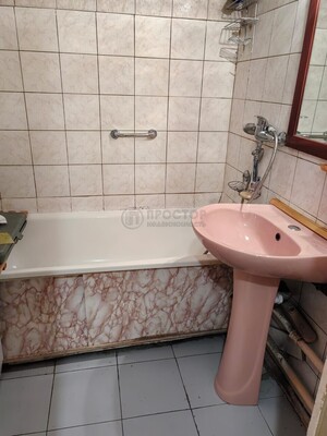 Продам однокомнатную (1-комн.) квартиру, Верхние Поля ул, 28, Москва г