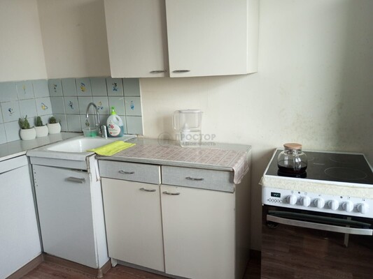 Продам двухкомнатную (2-комн.) квартиру, Инессы Арманд ул, 8/17, Москва г