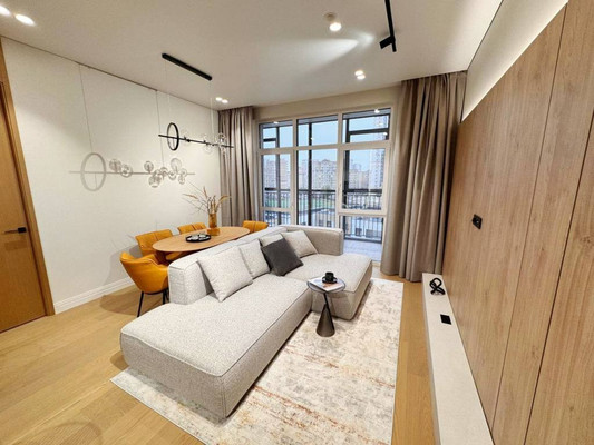 Продам трехкомнатную (3-комн.) квартиру, Сибгата Хакима ул, 51, Казань г