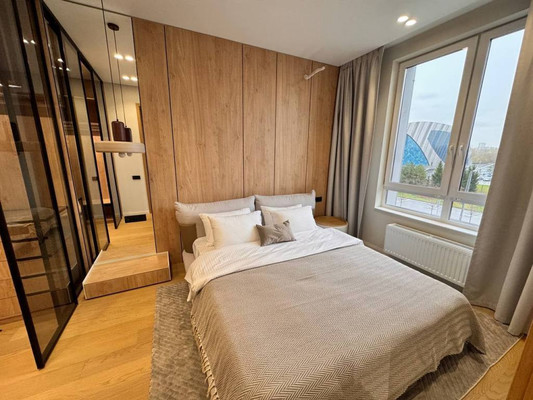 Продам трехкомнатную (3-комн.) квартиру, Сибгата Хакима ул, 51, Казань г