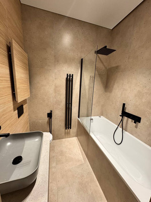 Продам трехкомнатную (3-комн.) квартиру, Сибгата Хакима ул, 51, Казань г