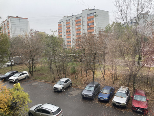 Продам двухкомнатную (2-комн.) квартиру, Воинов-Интернационалистов ул, 15, Люберцы г