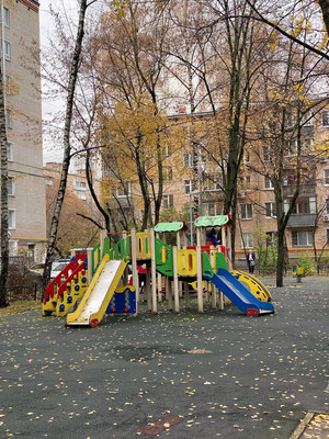 Продам двухкомнатную (2-комн.) квартиру, Кастанаевская ул, 8, Москва г