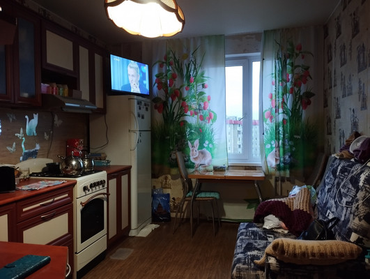 Продам однокомнатную (1-комн.) квартиру, Верхняя ул, 32, Старая д