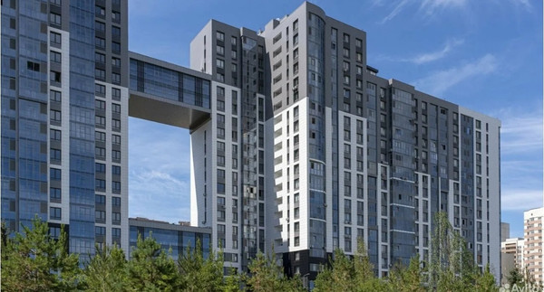 Продам трехкомнатную (3-комн.) квартиру, Сибгата Хакима ул, 51, Казань г