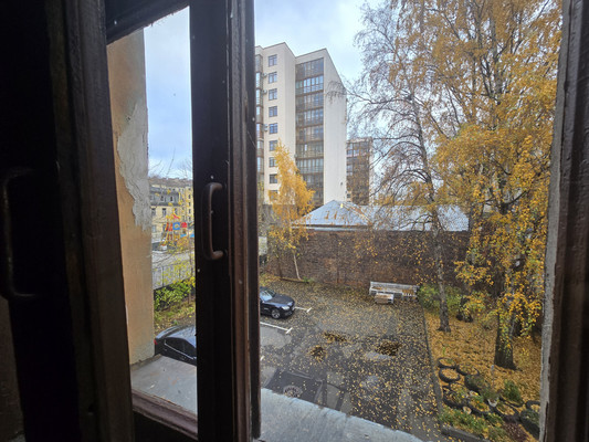 Продам трехкомнатную (3-комн.) квартиру, Черняховского ул, 23, Санкт-Петербург г